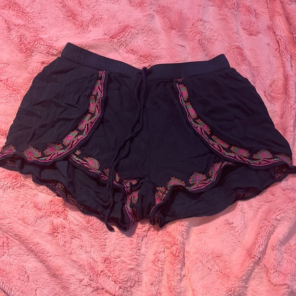 Hollister Pants - Hollister tee size S flowy pants